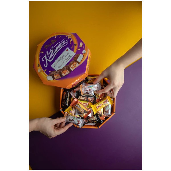 beyoglu-celebration-chocolate-covered-mini-ba