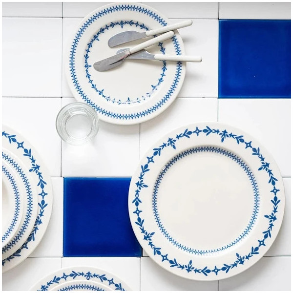 porser-blue-orbit-24-piece-dinner-set
